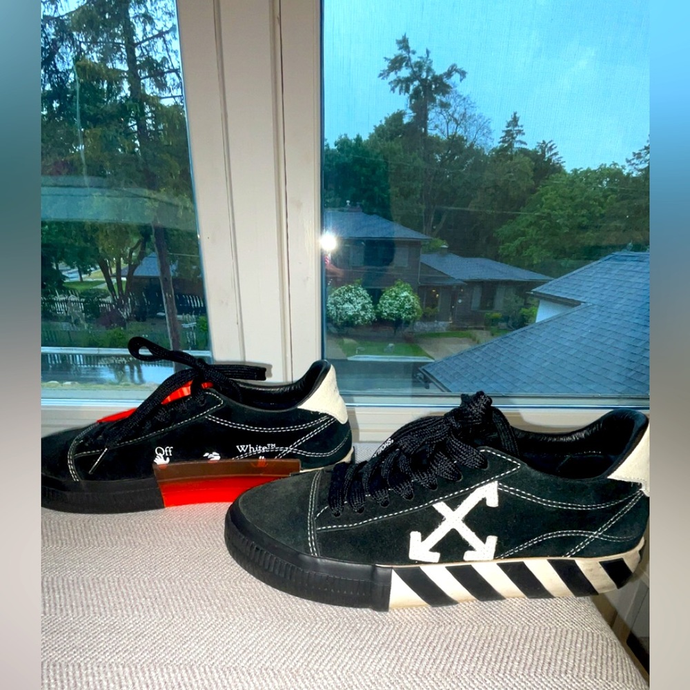 Off White Low Vulcanized Sneakers